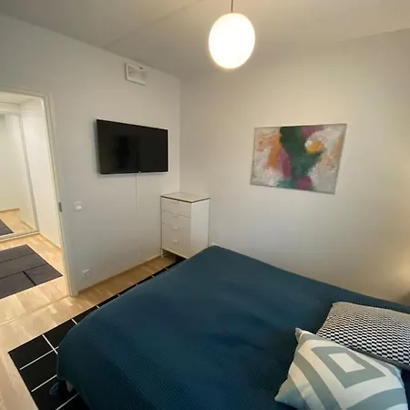Modern Two Bedroom Near Helsinki Airport * Vantaa