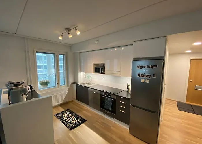 Modern Two Bedroom Near Helsinki Airport Вантаа